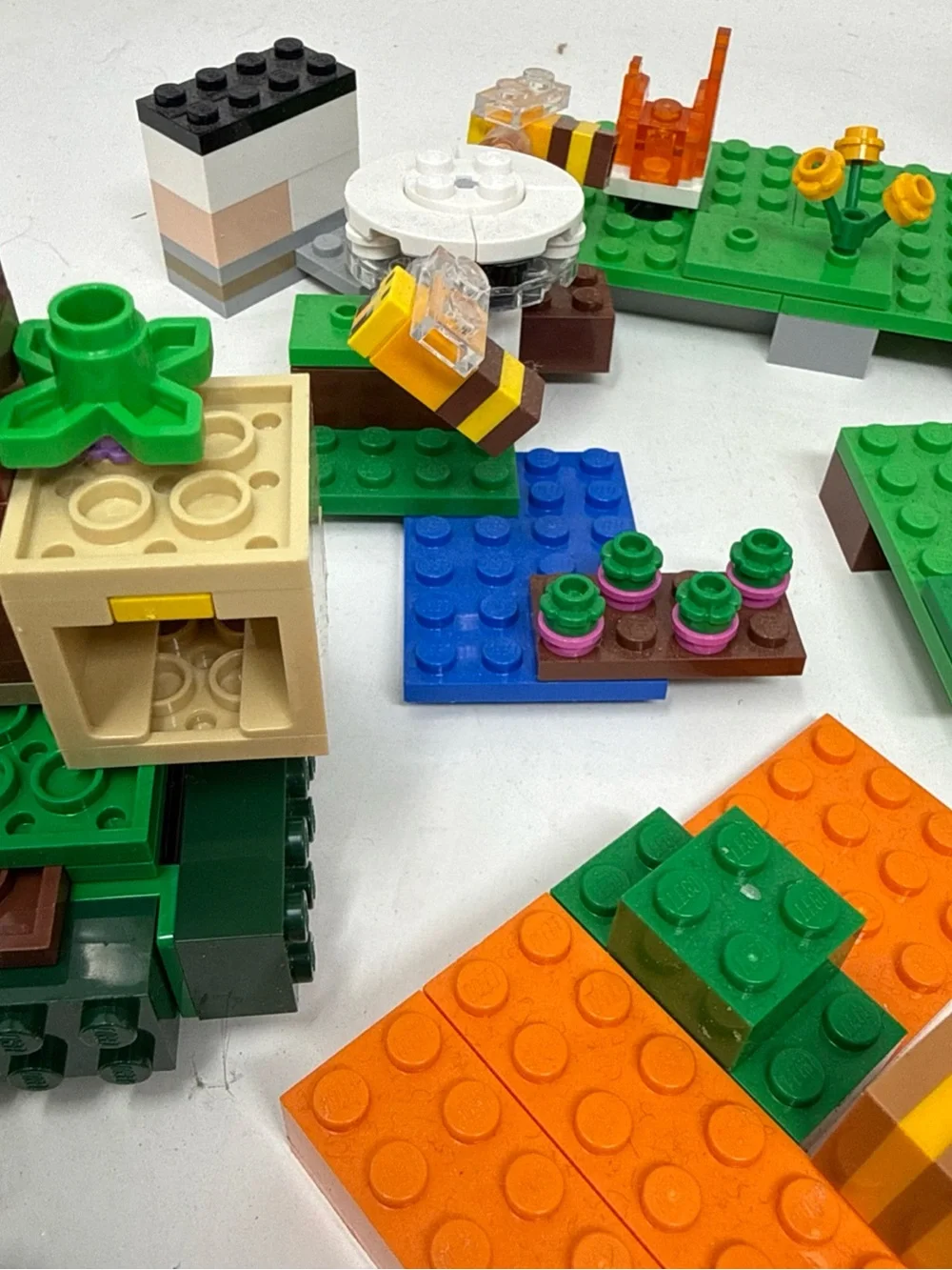LEGO Green and Orange Minecraft Inspired Build Set
